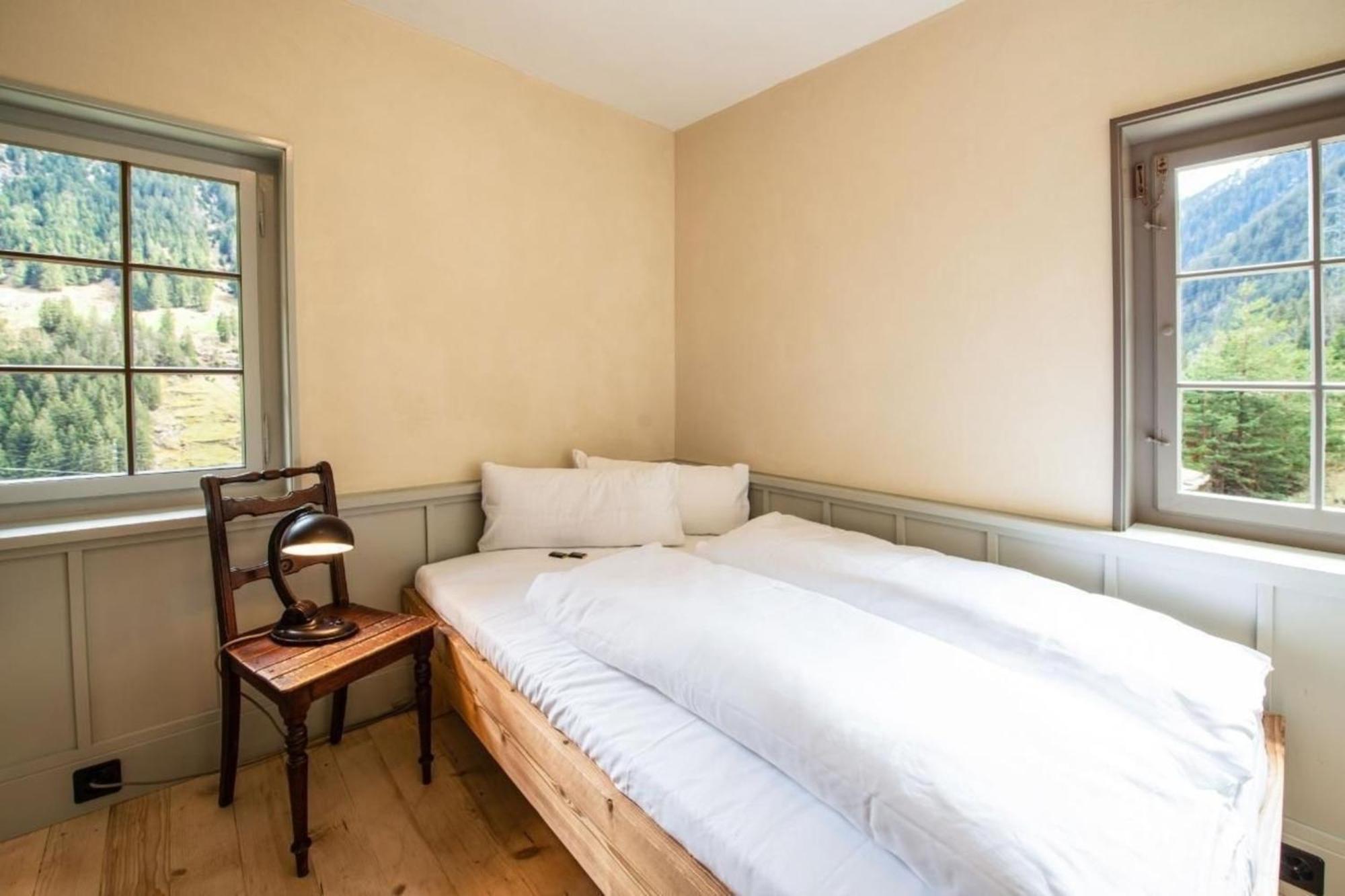 Villa Bahnwaerterhaus Eggwald à Wassen Extérieur photo